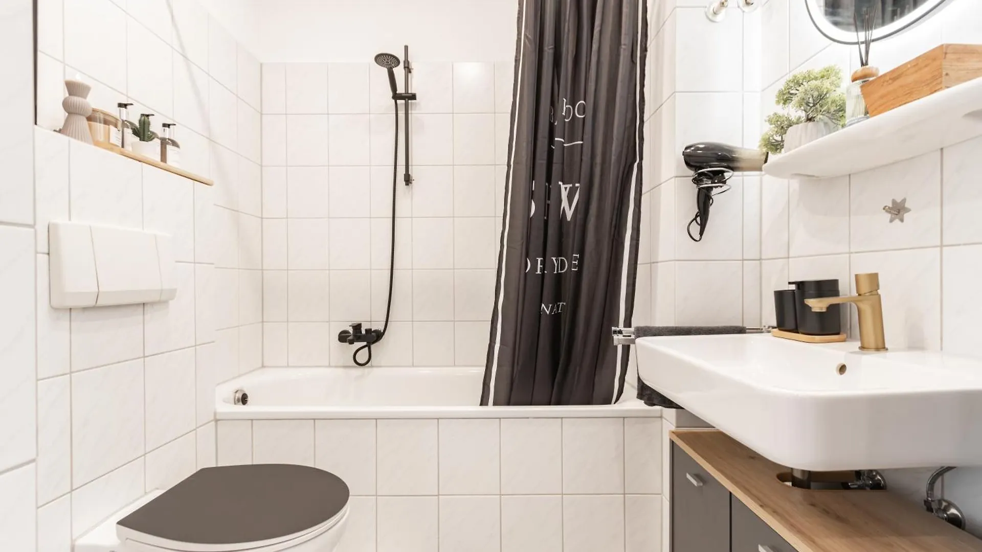 Goldheidis Apartment Dusseldorf